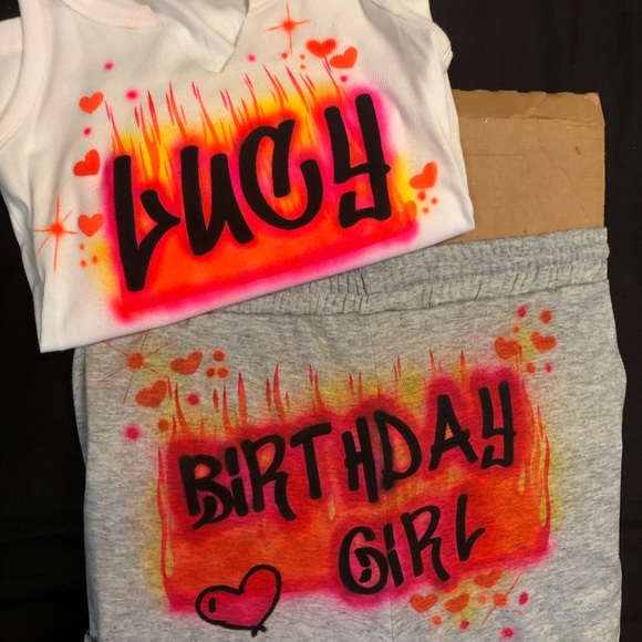 Custom Airbrush Short Set - Picture 1 of 2